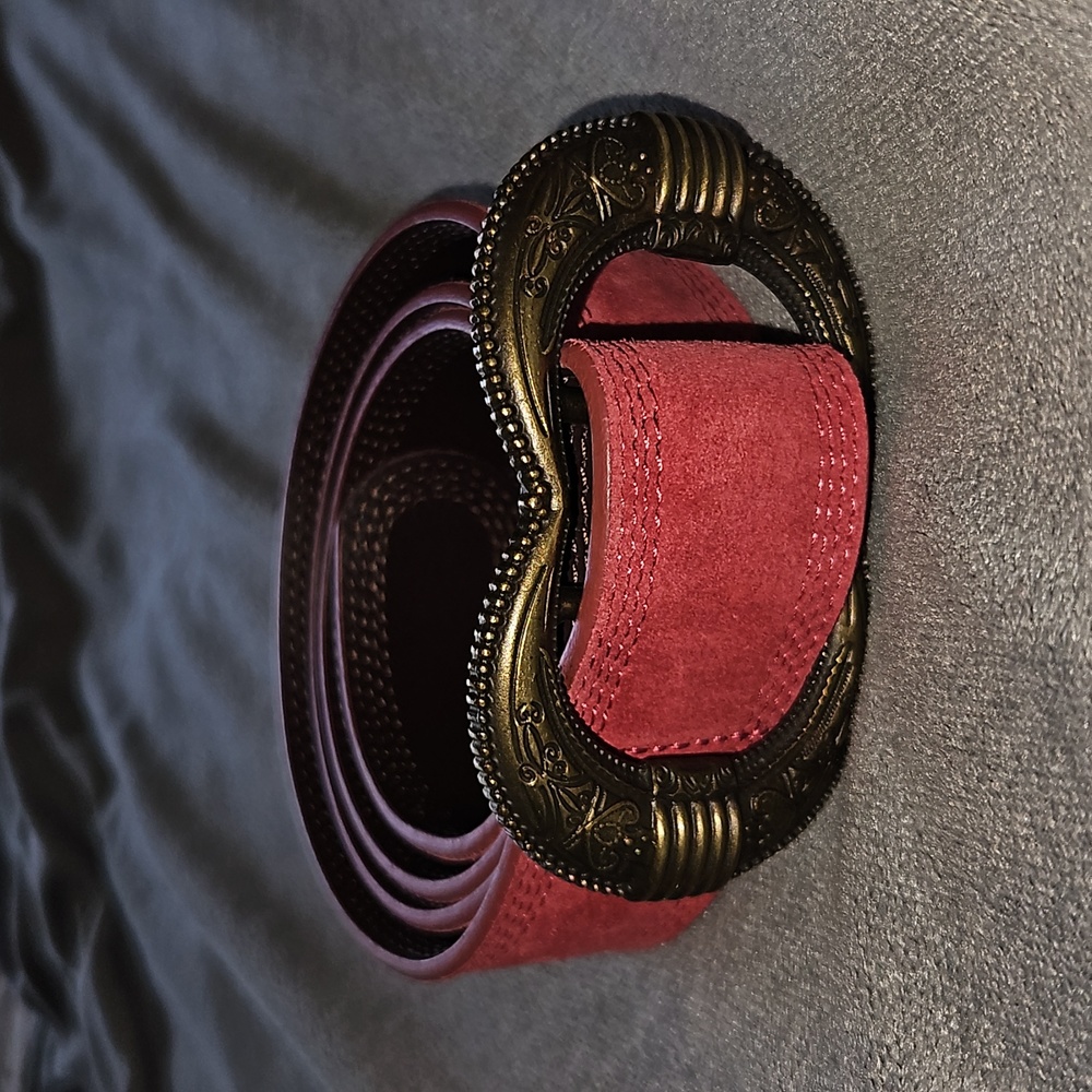 Sezane Gaia belt.